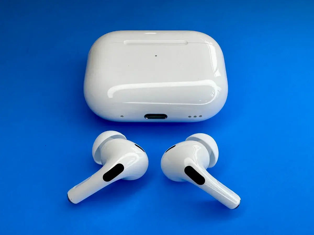 AirPods Pro 2 – Type-C with Buzzer & Lanyard (Dori Included)